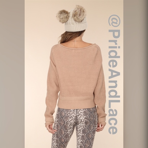 TAUPE CABLE KNIT SWEATER - Picture 4 of 4